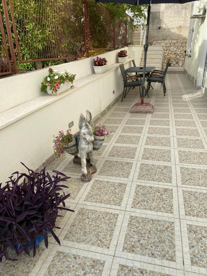 Apartmani Znaor Baška Voda Exterior foto