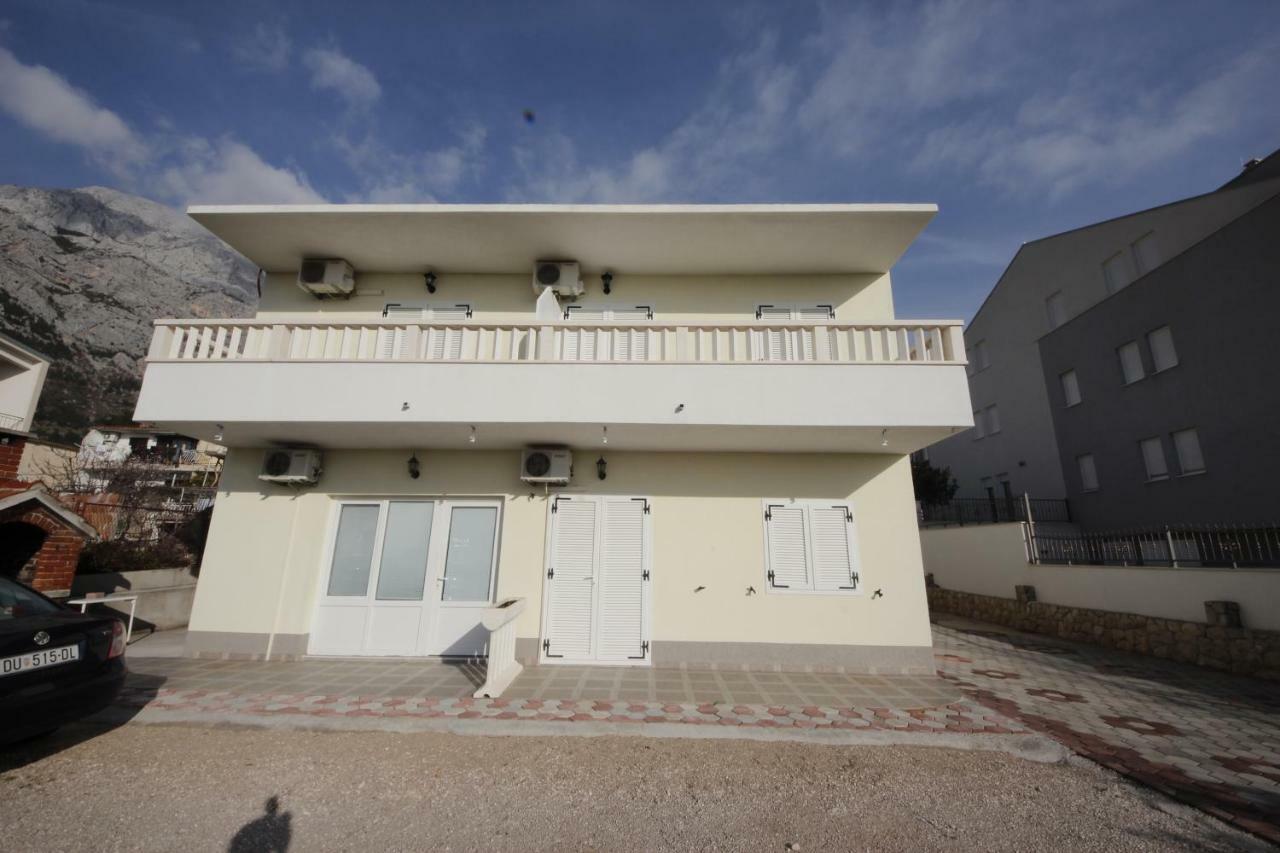 Apartmani Znaor Baška Voda Exterior foto
